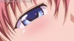 Nahaufnahme eines pinkhaarigen Anime-Mädchens mit großen violetten Augen, das einen harten Schwanz betrachtet