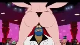 Üppige schwarzhaarige Cartoonfrau mit riesigen nackten Brüsten posiert lasziv vor rotem Vorhang