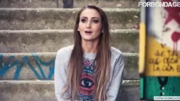 Kira Parvati wird auf einer BDSM Party gequält und gefickt